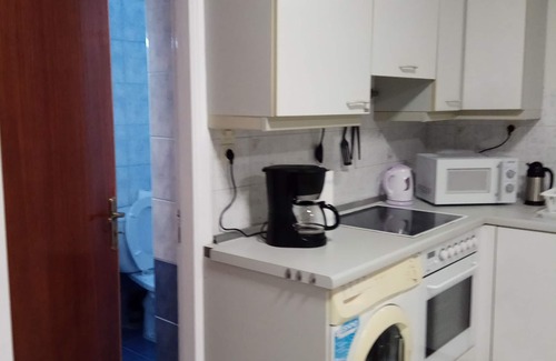 Alykes House | Monte Caputo holiday cottage 2-6pax