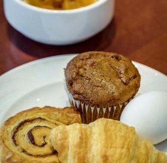 Markham Hotel | Monte Carlo Inn & Suites Downtown Markham