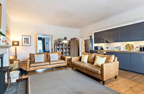 Wells-next-the-Sea Cottage | Monteagle Garden Flat - sleeps 6 guests in 3 bedrooms