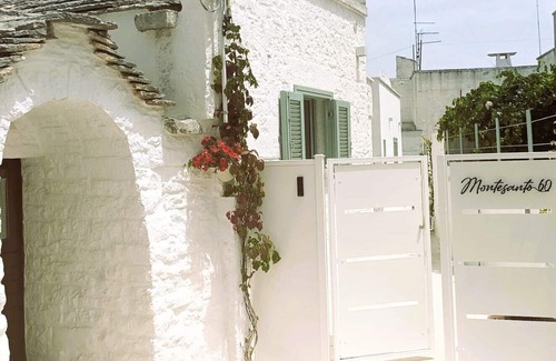 Alberobello House | Montesanto 60 Suite in the historic center of Alberobello