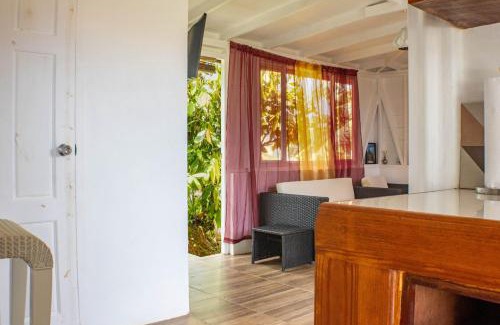 Belle Plaine Villa | Montete Cottage Hilltop Villa with Beautiful Estate Garden