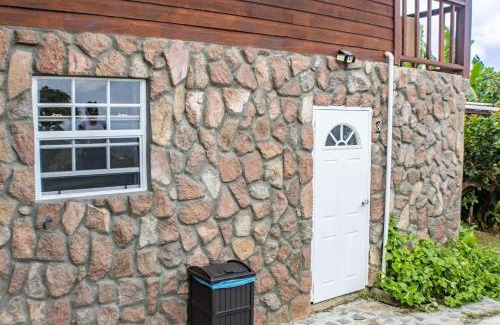 Belle Plaine Villa | Montete Cottage Hilltop Villa with Beautiful Estate Garden