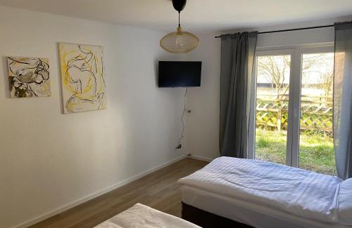 Siegen Apartment | Monteurswohnung mit kleinem Garten 600M zur Stadtmitte