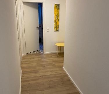 Siegen Apartment | Monteurswohnung mit kleinem Garten 600M zur Stadtmitte