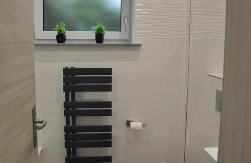 Butthard House | Monteurzimmer WalMel, TV, WiFi free, parking lot