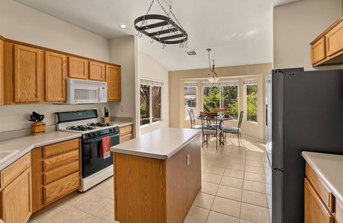 Verde Santa Fe House | Monthly Property! Community Pool & Hot Tub! Great Cornville Location! Cedar