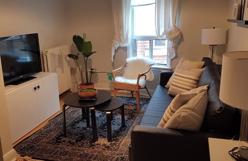 Midtown Toronto House | Monthly Rental in Central Toronto, the Annex, near Subway, U of T, Yorkville.