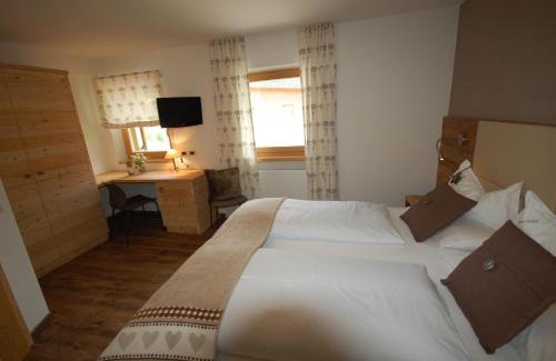 Corvara in Badia House | Monti Pallidi B&B Apartments