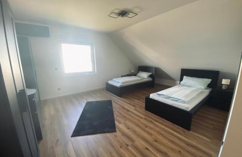 Dormagen House | Montihaus Gäste & Monteurzimmer