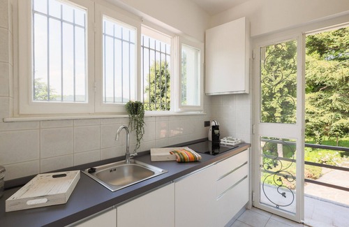Montorfano Apartment | Montorfano Garden and Lake View - My Home In Como