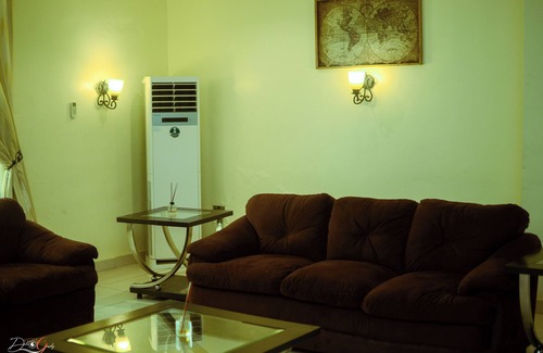 Asaba Hotel | Montrose Apartment Asaba