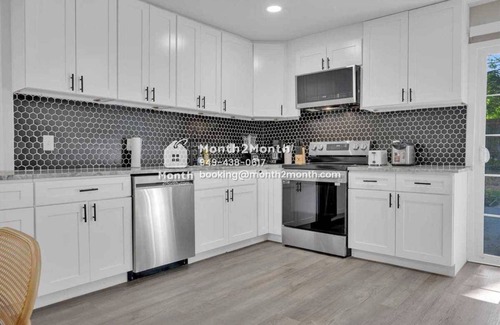 Newark House | Montrose Meadow Retreat #42078