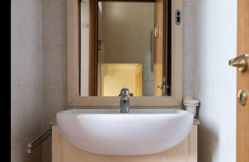 Monza Apartment | Monza Park-Autodrome Suite with heated pool
