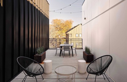 Talbot's Corner Condo | Moody Luxury Condo in East Nashville