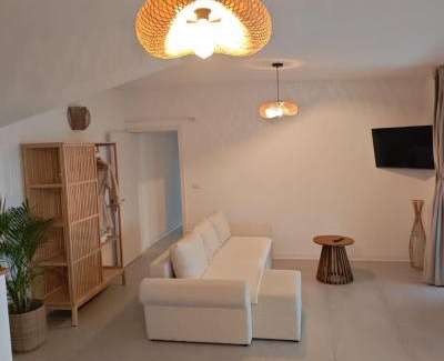 Hangu House | Moon Lake Bicaz - Aurora Garden