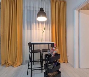 Popesti-Leordeni Apartment | Moon Studio