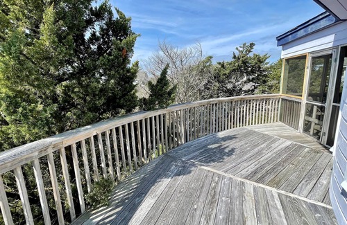 Ocracoke House | Moondance: Comfortable, true relaxation, soothing colors and décor.