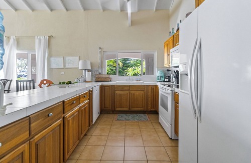 Gregory Town House | Moonflower on Beautiful Gaulding Cay Beach: Summer/Fall Special!