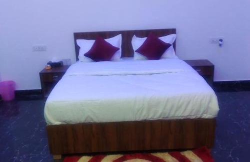 Bulandshahr Hotel | Moonlight Hotel and Restaurant