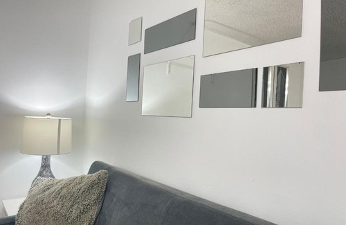 North Miami House | MoonLight Suite Miami - Free parking