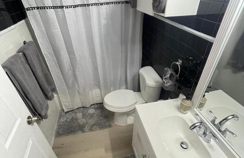 North Miami House | MoonLight Suite Miami - Free parking