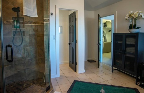 Mountain Air Villa | Moonlight View Villa- Club Access