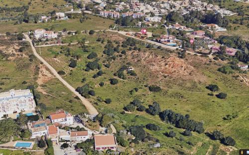 Albardeira House | Moonshine Guest House with private studios and private cottage