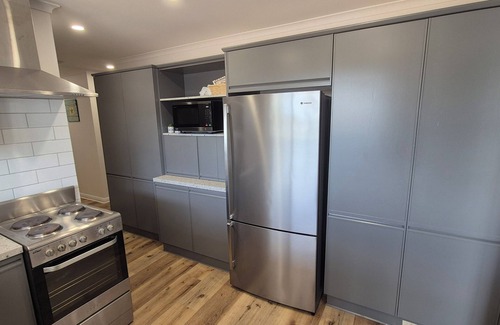 Moonta Bay House | Moonta Bay Escape - 5 min walk to Beach, Jetty and Splash Town.