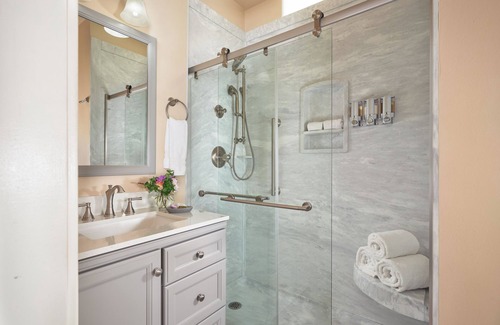 Carlisle Bed & Breakfast | Mooreland Garden Inn