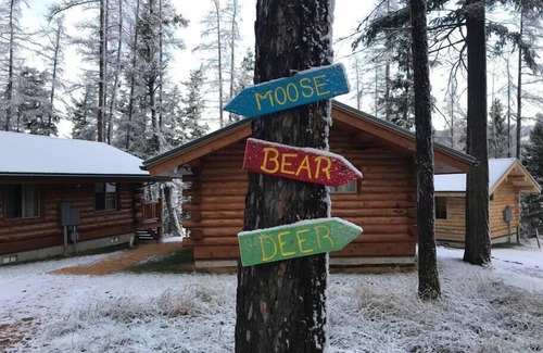 Kila Cabin | Moose Cabin at Cross WM Ranch - AC/Laundry included