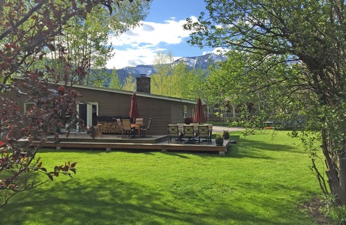 Moose Wilson Road House | Moose Run 4BR, 2BA Mountain Retreat