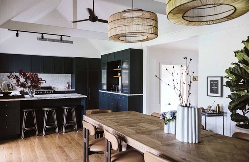 Berry House | Moraea Farm, Berry - by Linnaeus Collection