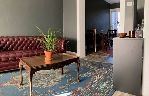 Bethlehem House | Moravian 5 bedroom townhouse