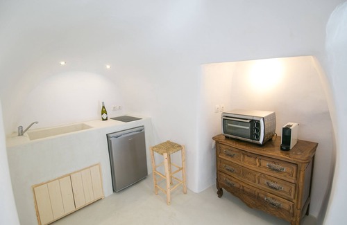 Oia Villa | Morfi Cave House