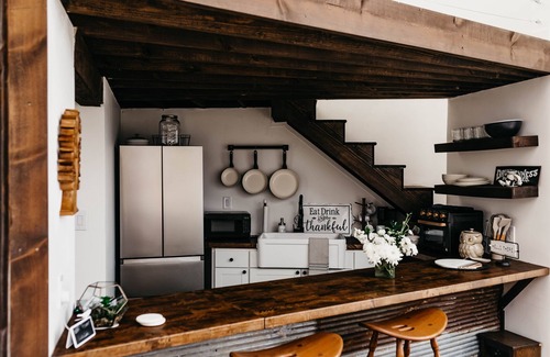 Smithville House | Morning Mist at Five Meadows Farms
