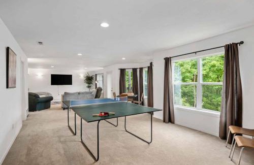 Bull Mountain House | Morningstar Manor