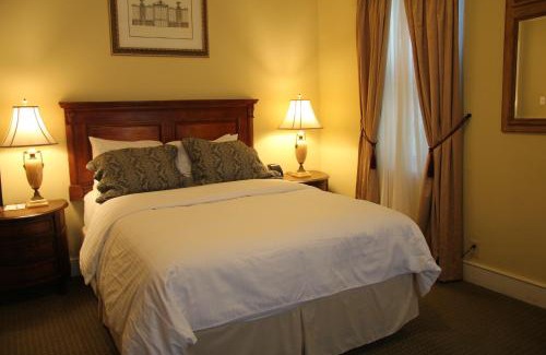 Washington Square West Hotel | Morris House Hotel