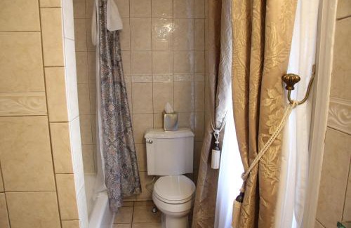 Washington Square West Hotel | Morris House Hotel