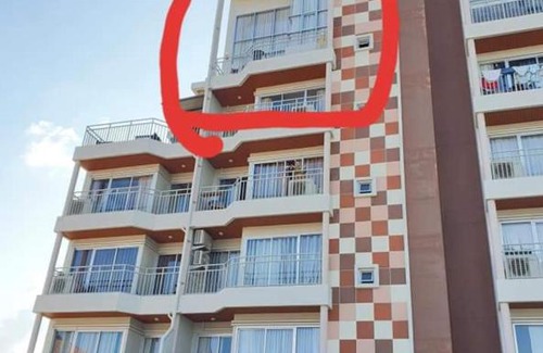 Kram Apartment | Mosaic Condominium AD64M