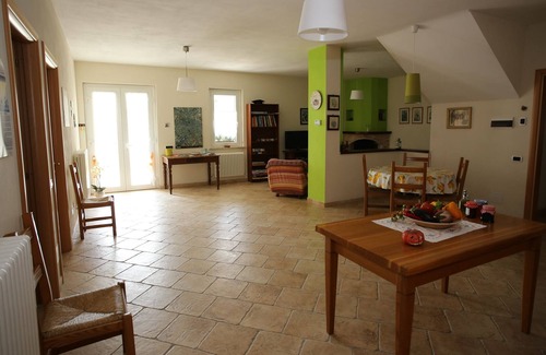 Mosciano Sant'Angelo House | Mosciano Sant Angelo: Apartment/ flat - Mosciano Sant'' Angelo