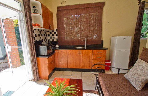 Livingstone Apartment | Mose Street Apartments