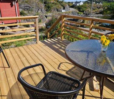 Sørvagen House | Moskenes Vacation Homes