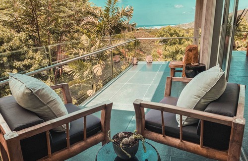 Downtown Honolulu House | Most Contemporary Estate in the heart of Honolulu-Luxury Living .