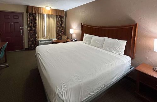 Ada Hotel | Motel 6 Ada OK