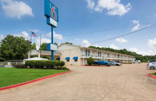 Atlanta Hotel | Motel 6-Atlanta, TX