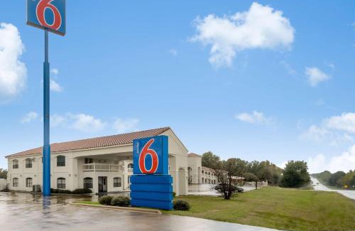 Canton Hotel | Motel 6-Canton, TX