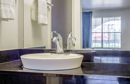 Canton Hotel | Motel 6 Canton, TX