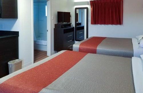 East Kootenay Hotel | Motel 6-Cranbrook, BC