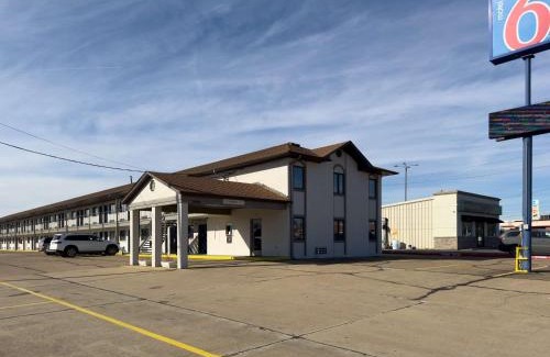 Dyersburg Hotel | Motel 6-Dyersburg, TN