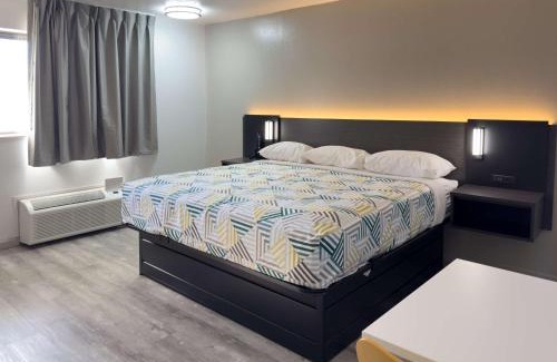 Dyersburg Hotel | Motel 6-Dyersburg, TN